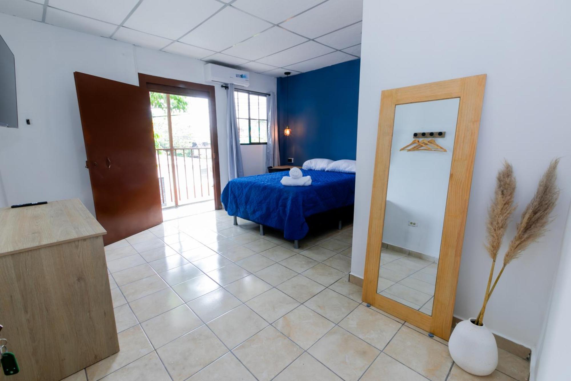 Friendly House Hotel Santa Tecla Exterior foto
